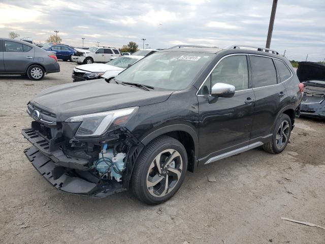  SUBARU FORESTER 2023 Чорний