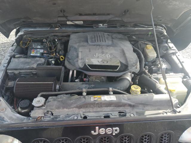 1C4BJWEG9EL266394 Jeep Wrangler Unlimited Sahara