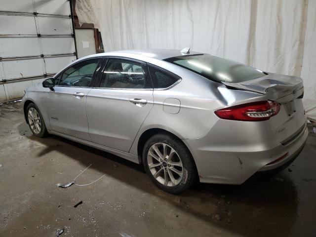 3FA6P0LU8KR129987 Ford Fusion SE 2