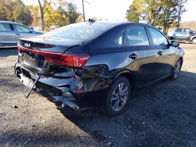 3KPF24AD8PE576627 KIA FORTE LX