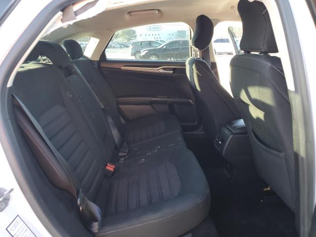 2018 FORD FUSION ENE 3FA6P0LU7JR172490