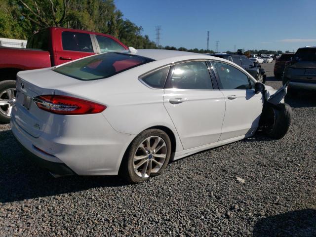 3FA6P0HD0KR159431 Ford FUSION SE