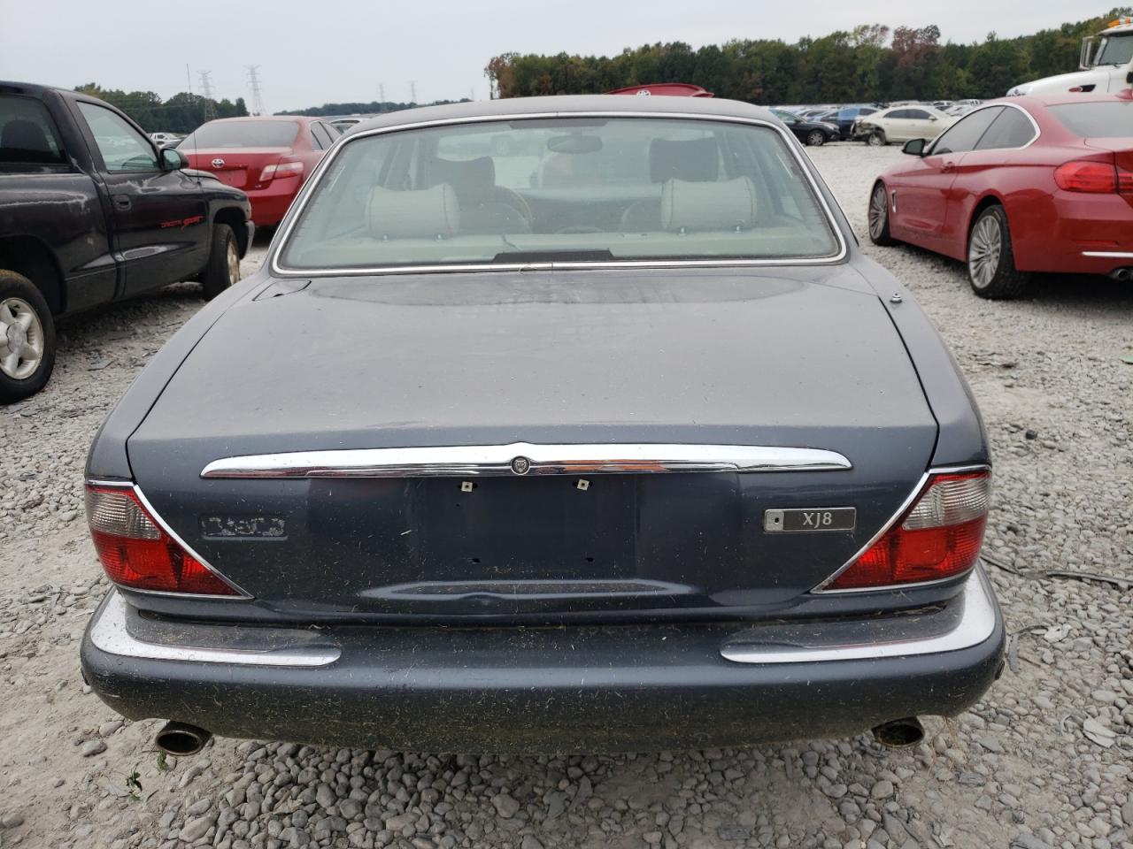 sajda14c81lf32772 SAJDA14C81LF32772 2001 Jaguar Xj8
