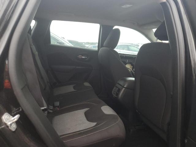 1C4PJLAB8GW127891 Jeep Cherokee Sport