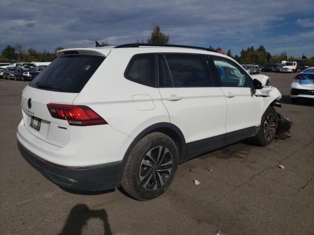 3VV0B7AX8NM122514 Volkswagen Tiguan S 3