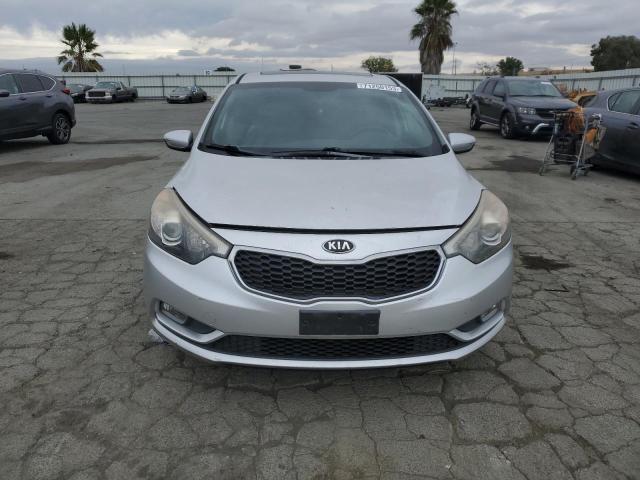 KNAFZ4A84E5119933 KIA FORTE EX