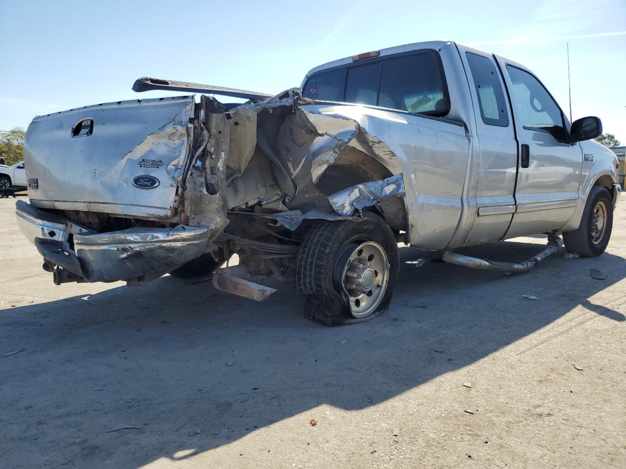 1FTNX20L31EC01323 2001 Ford F250 Super Duty 1FTNX20L31EC01323 2001 Ford F250 Super Duty