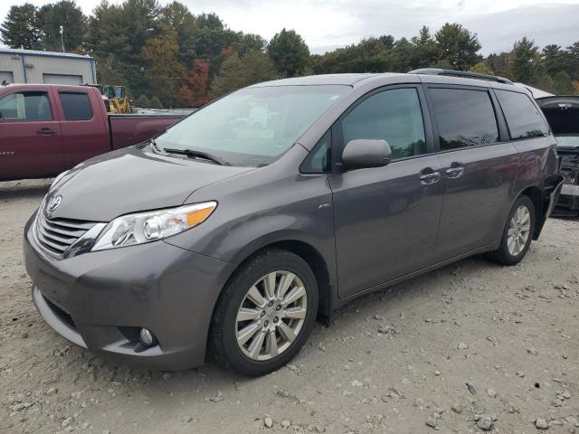 2017 Toyota Sienna XLE