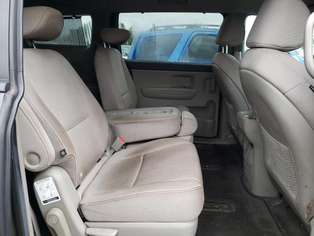 KNDMB5C11F6067113 KIA SEDONA LX