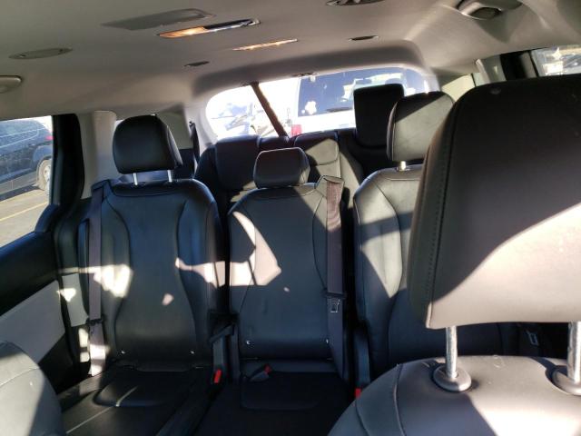 KNDNB4H33N6170931 KIA Carnival Lx