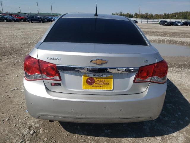 Image 6 of 2012 Chevrolet Cruze  salvage vehicle - Lot #71476953 at Copart