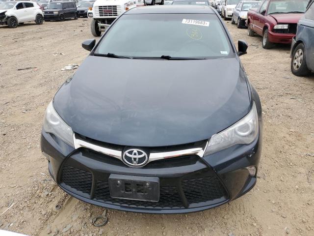  TOYOTA CAMRY 2017 Вугільний