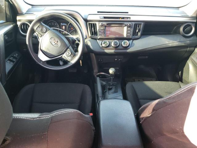 JTMZFREV9HJ702628 Toyota RAV4 LE