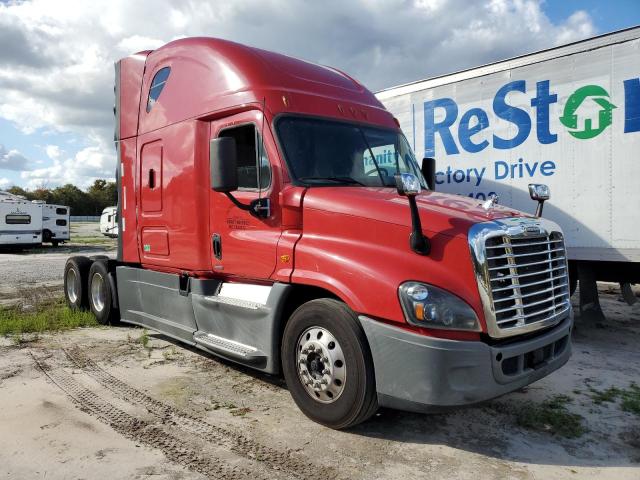 Lot #2206840794 2016 FREIGHTLINER CASCADIA 1 salvage car