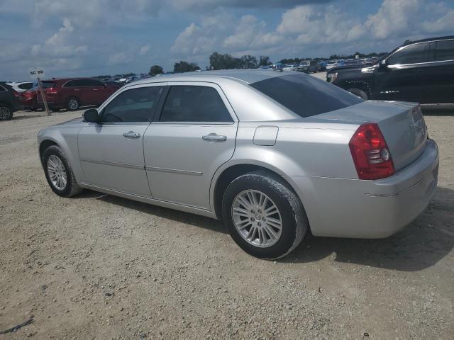 Vin: 2c3ca1cv5ah279633, lot: 71137453, chrysler 300 touring 20102