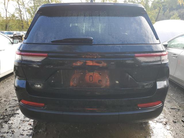 1C4RJHAG2N8572226 Jeep Grand Cherokee Laredo