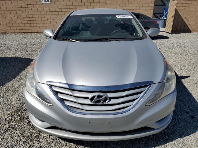Image 5 of 2011 Hyundai Sonata salvage vehicle - Lot #72992303 at Copart