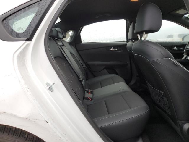 3KPF54AD6PE603430 KIA Forte Gt Line