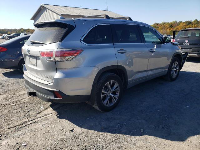 5TDJKRFH9FS159265 Toyota Highlander Xle