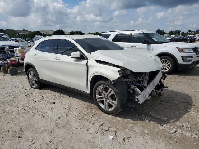 VIN WDCTG4EB5JJ402872 2018 Mercedes-Benz GLA-Class,... no.4