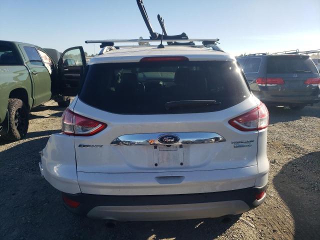 1FMCU0JX4GUA99787 Ford Escape Titanium