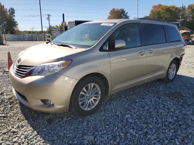 2012 Toyota Sienna XLE