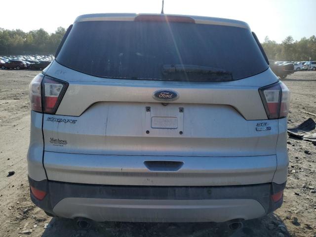 1FMCU9HD3JUB87737 Ford ESCAPE SEL