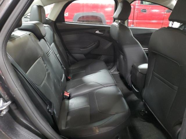 1FADP3J24GL232887 Ford Focus Titanium