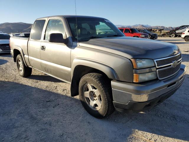 2006 Chevrolet Silverado K1500 VIN: 1GCEK19T46Z211922 Lot: 72537173