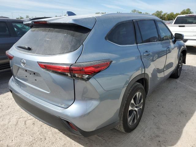 VIN 5TDGZRAH9MS081158 2021 Toyota Highlander, Xle no.3