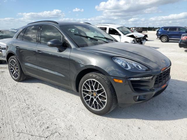 VIN WP1AB2A51JLB33014 2018 Porsche Macan, S no.4