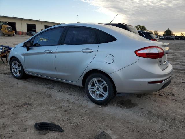 3FADP4BJ8KM109239 Ford Fiesta SE 2