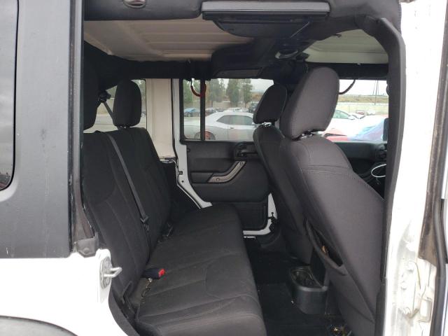 1C4BJWDG3JL887481 Jeep Wrangler Unlimited Sport