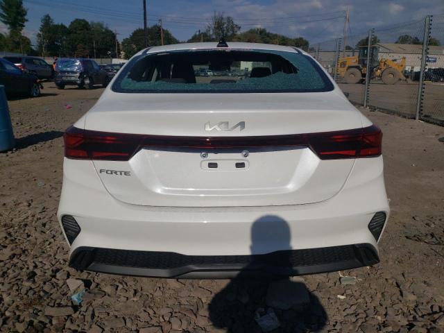 3KPF24AD0PE664426 KIA FORTE LX
