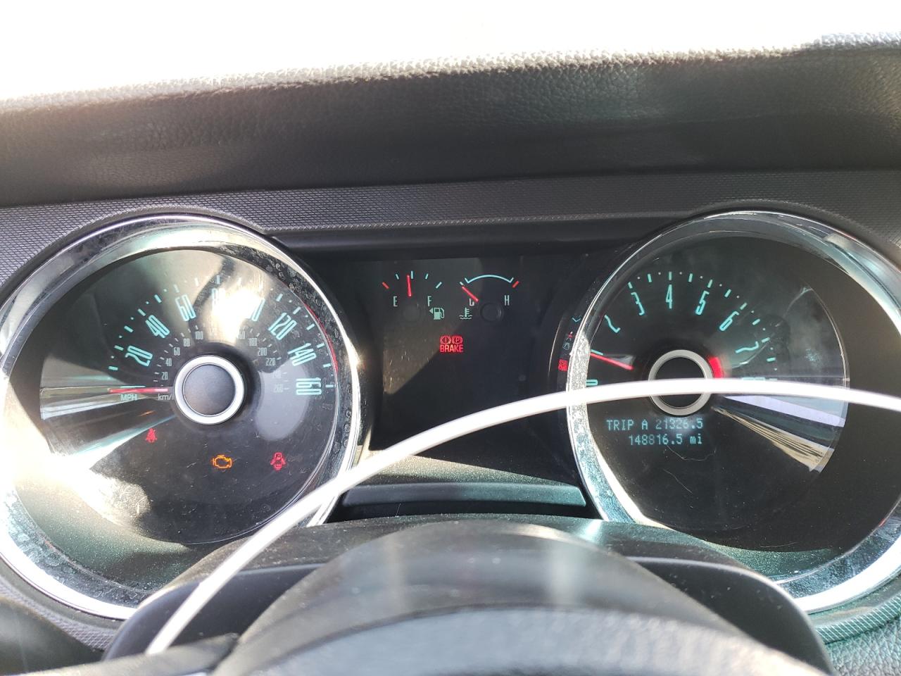 1ZVBP8AM2E5233812 2014 Ford Mustang 1ZVBP8AM2E5233812 2014 Ford Mustang