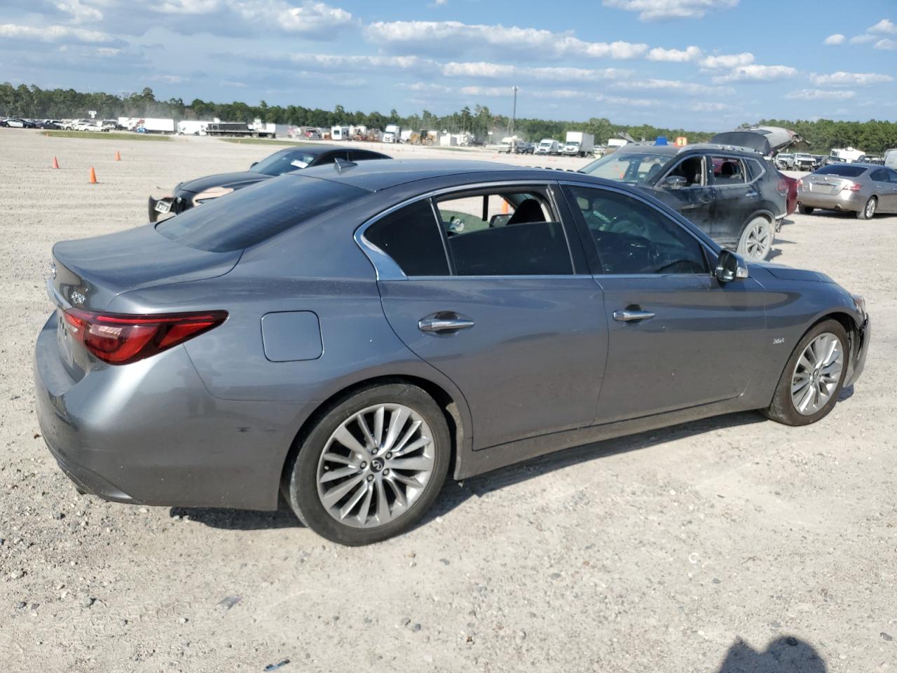 JN1EV7AP4LM200102 Infiniti Q50  3