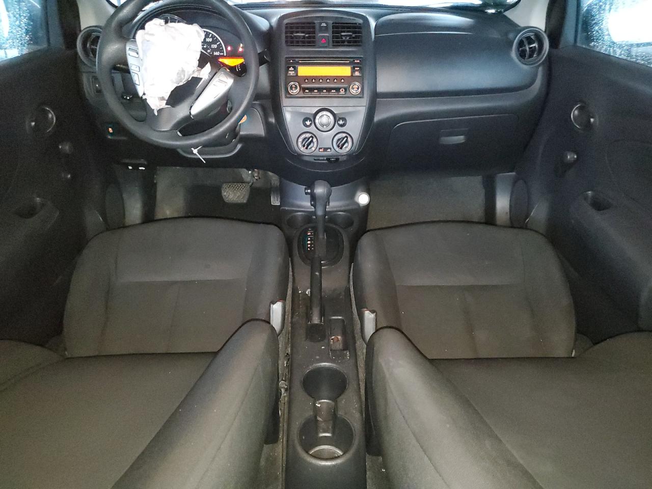 NISSAN VERSA S