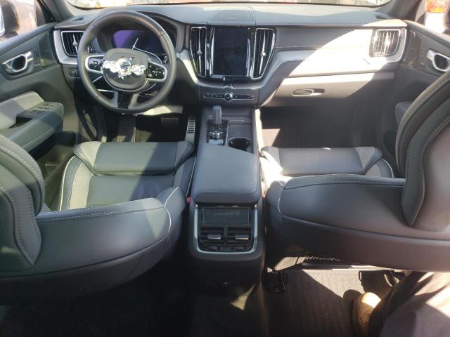 2022 VOLVO XC60 B6 R- YV4062RM4N1002588