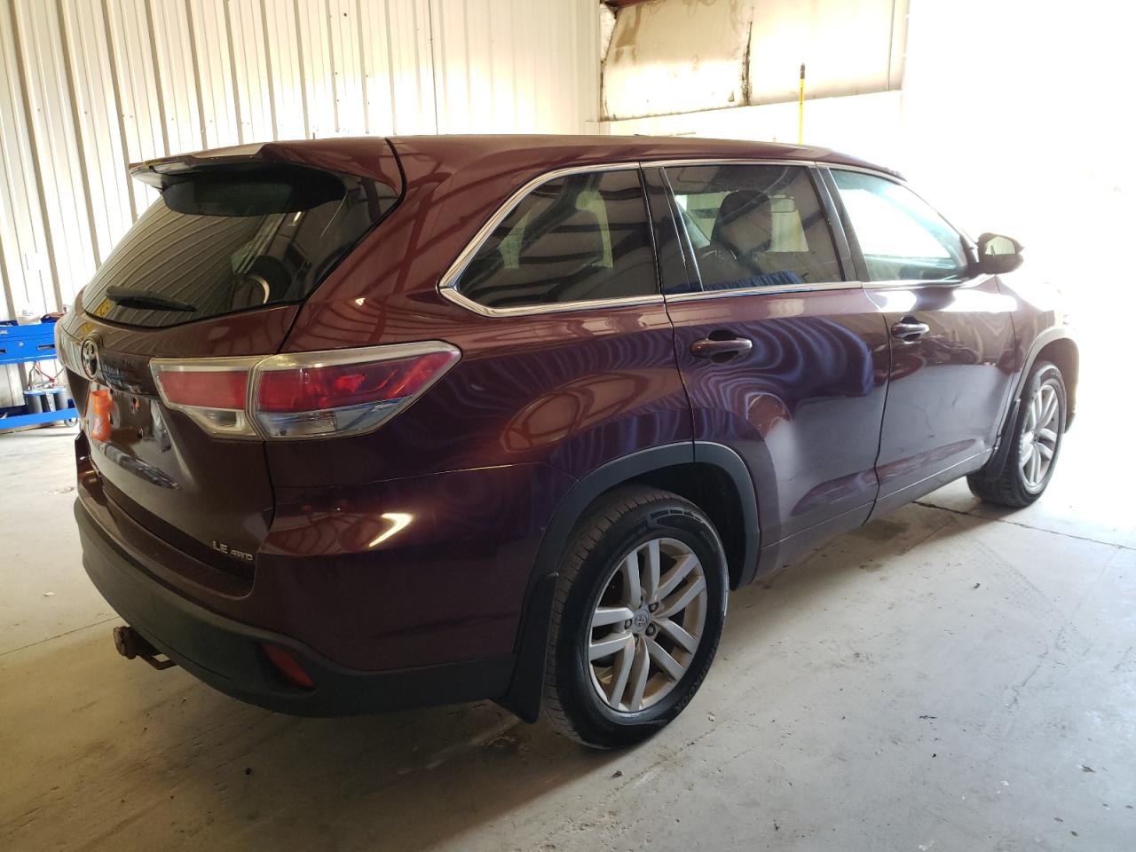 5TDBKRFH0FS098537 2015 Toyota Highlander Le