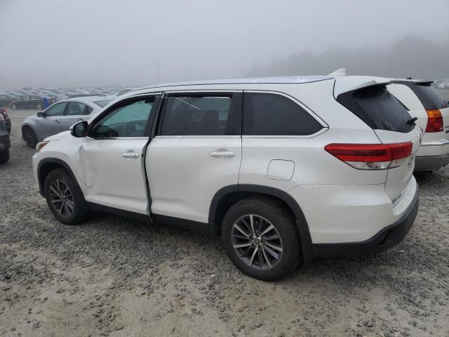 5TDJZRFH2KS607948 Toyota Highlander Se