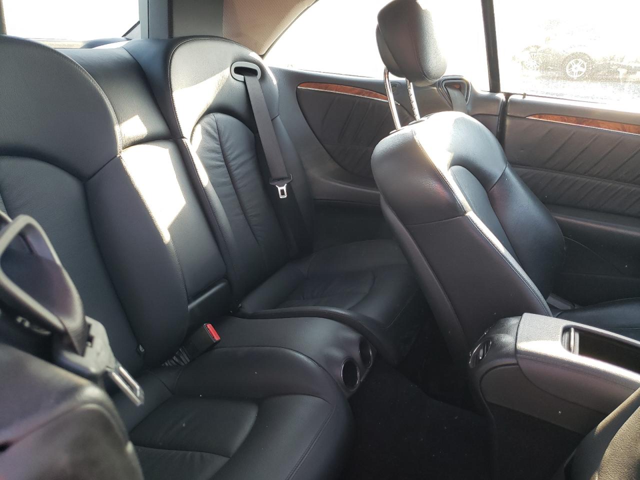 WDBTK56F39T109918 2009 Mercedes-Benz Clk 350