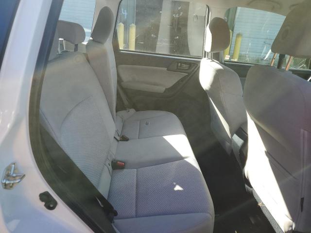 JF2SJABC2JH565373 Subaru Forester 2.5i