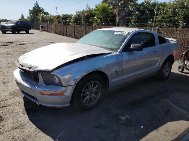 2005 Ford Mustang 