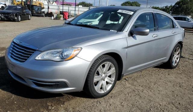 2013 Chrysler 200 Touring