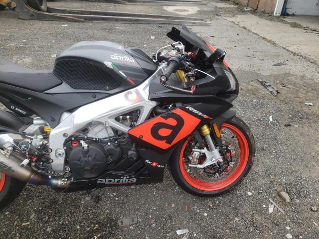 2018 APRILIA RSV4 ZD4KEU001JS001668