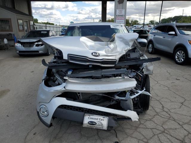  KIA SOUL 2018 Сріблястий