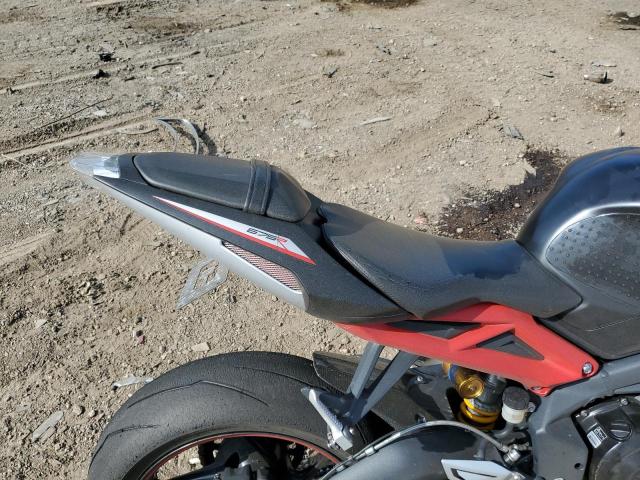 2015 TRIUMPH MOTORCYCLE DAYTONA 67 SMTA02YK9FJ685030