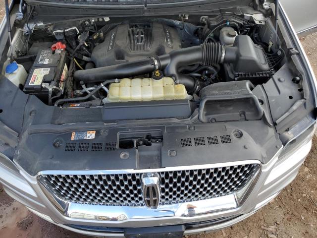 5LMJJ2LT2KEL13004 Lincoln Navigator  12