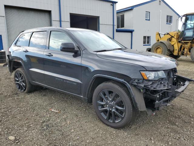 1C4RJFAGXJC245049 Jeep Grand Cherokee Laredo