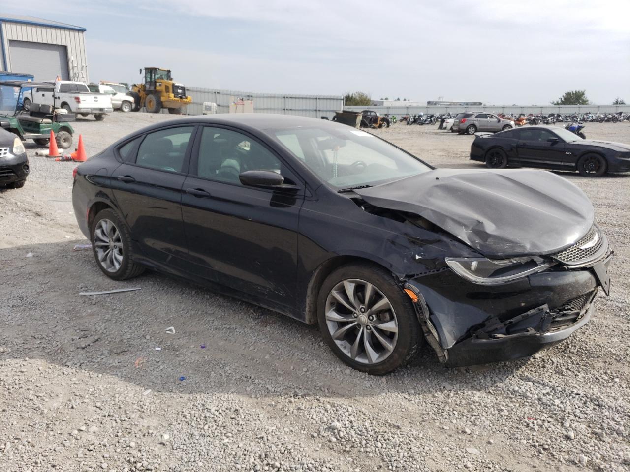 2015 Chrysler 200 S vin: 1C3CCCBB2FN585202